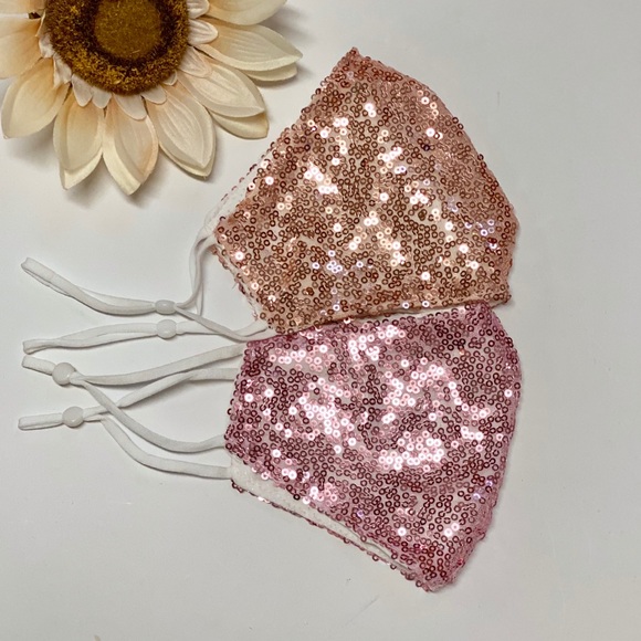 🔥2/$15🔥2 Champagne Gold & Pink Sequin Face Mask - Picture 6 of 8